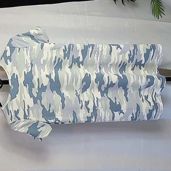 Crown of hearts large cotton camo dress.  Excellent Condition - Picture 3 of 4